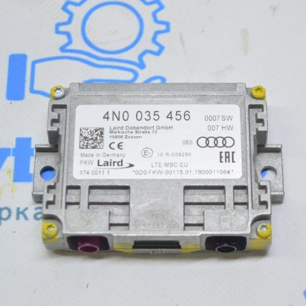 Antenna Amplifier VW Touareg 18- (01)