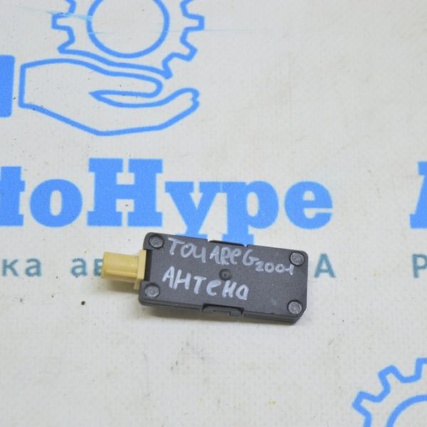 Antenna WiFi VW Touareg 18- (01)