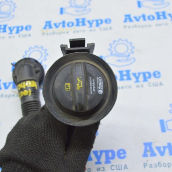 Крышка маслозаливной горловины VW Touareg 18- 3.0d