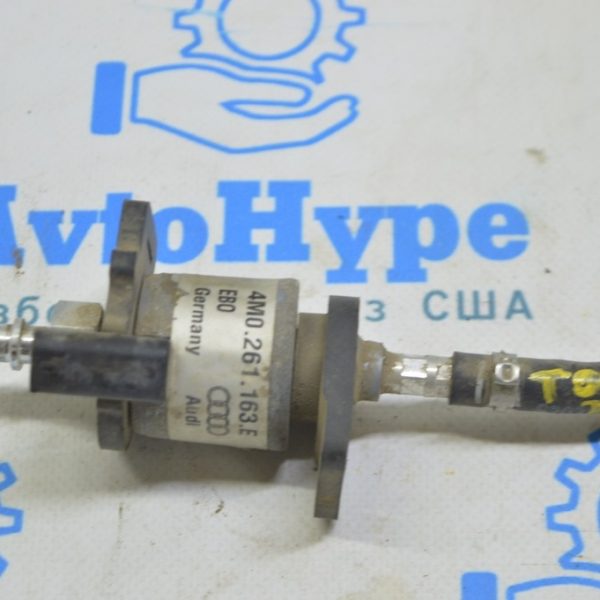 Топливный насос (бензонасос) для WEBASTO VW Touareg 18- 3.0d