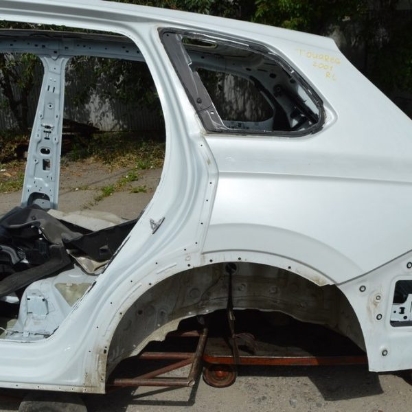 Четверть крыло задняя левая VW Touareg 18- (01) белая