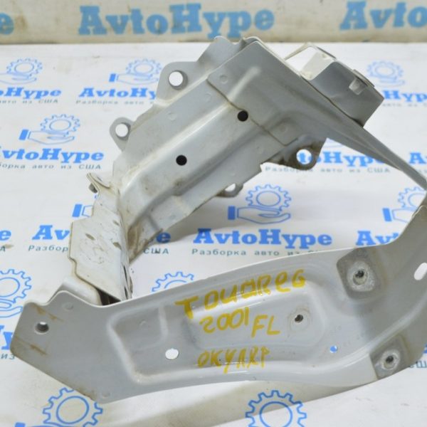 Окуляр телевизора левый VW Touareg 18-