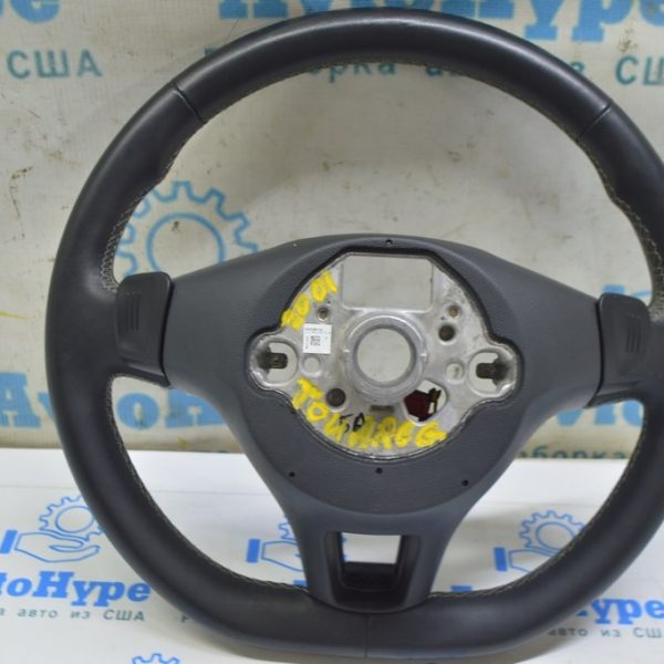 Подрулевой лепесток лев VW Touareg 18- черн