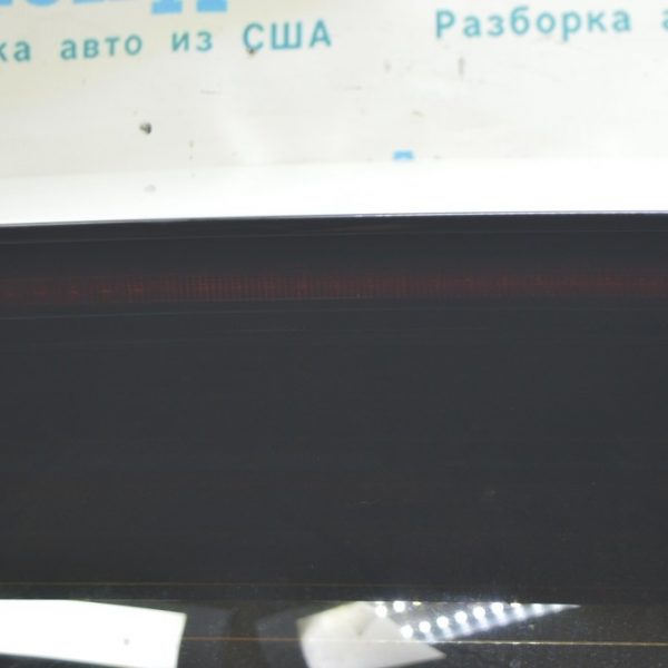 Стоп сигнал VW Touareg 18- с форсункой омывателя