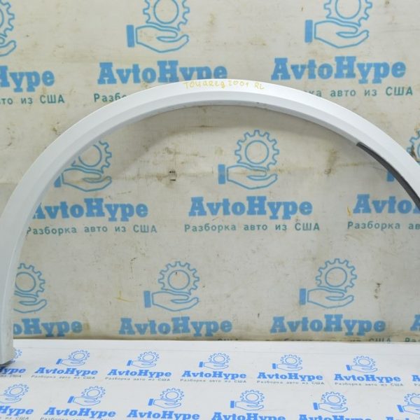 Накладка арки крыла зад лев  VW Touareg 18- белое C9A (01)