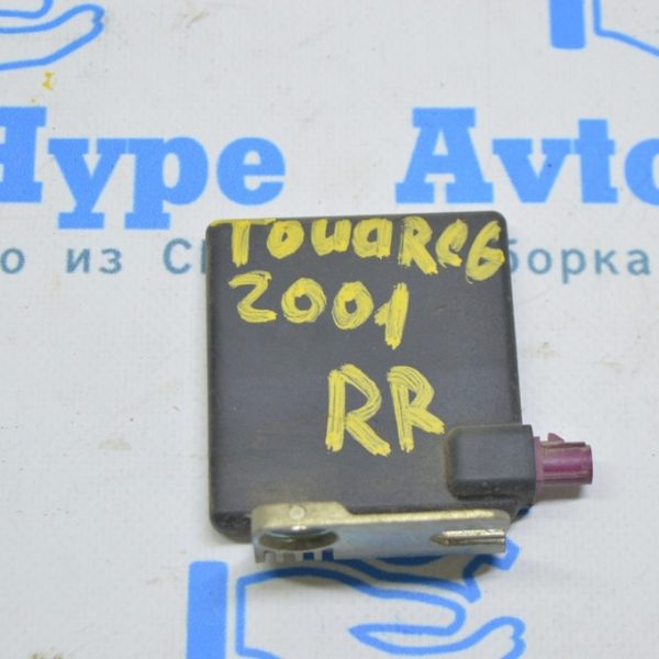 Антенна GSM VW Touareg 18- (01)