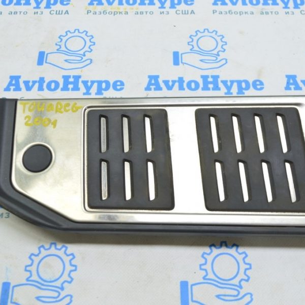 Площадка для отдыха ноги VW Touareg 18- черн с хром