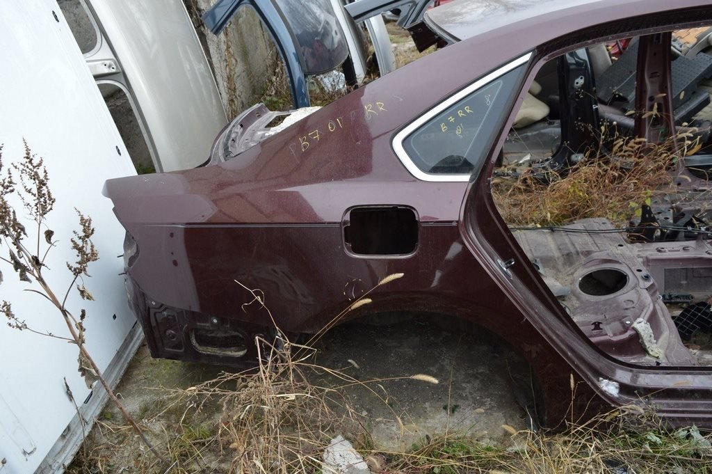 Четверть крыло задняя правая VW Passat b7 USA (01) Бургунди