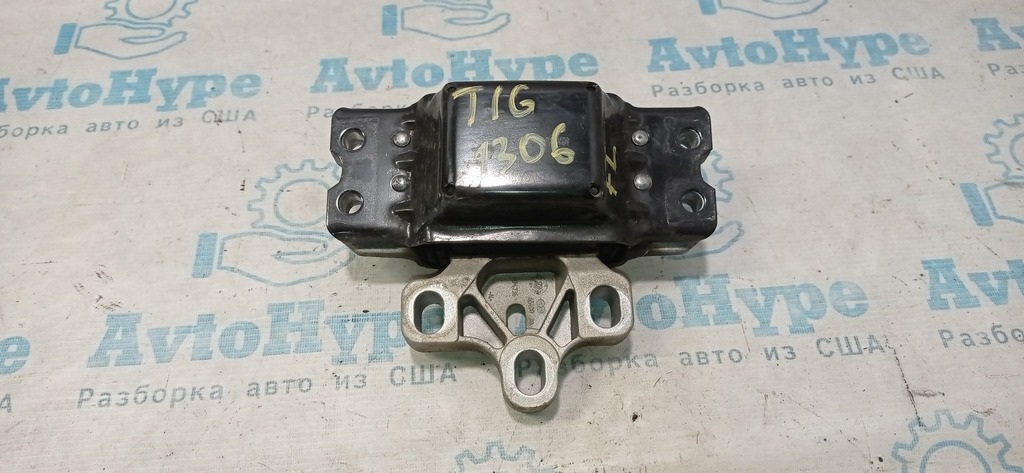 Подушка двигателя левая VW Tiguan 09-17 акпп