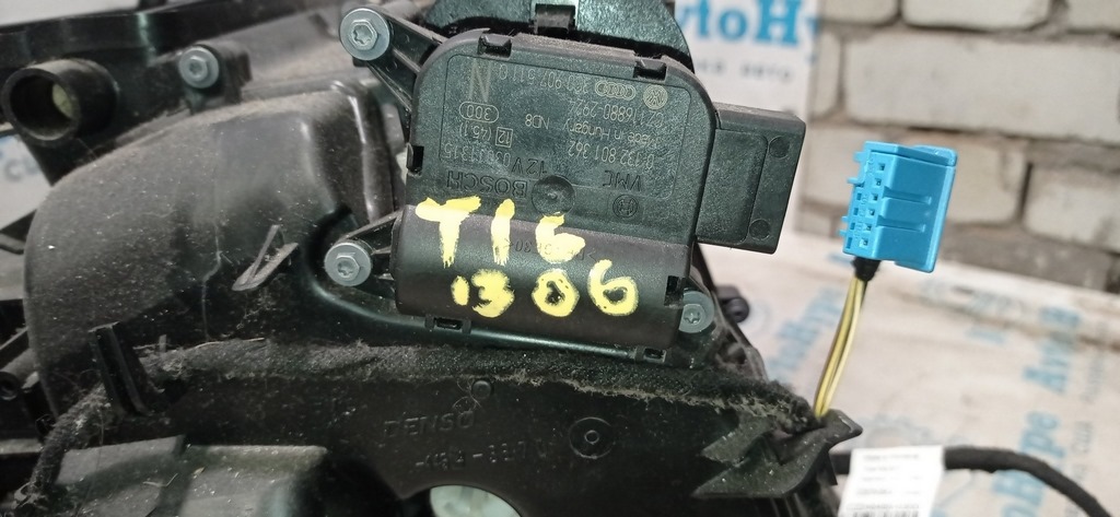 Актуатор моторчик привод печки (вентиляция) VW Tiguan 09-17