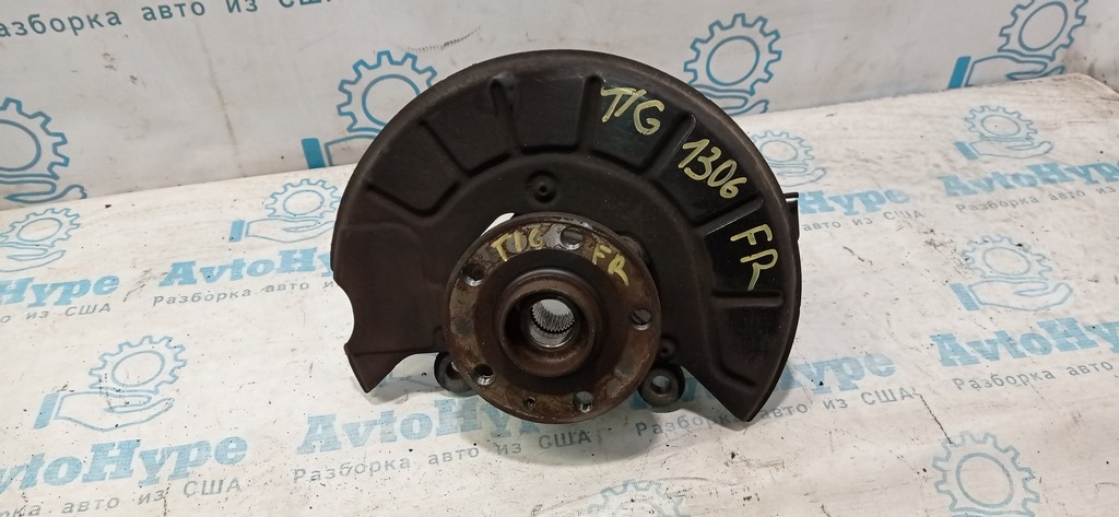 Ступица перед прав VW Tiguan 09-17