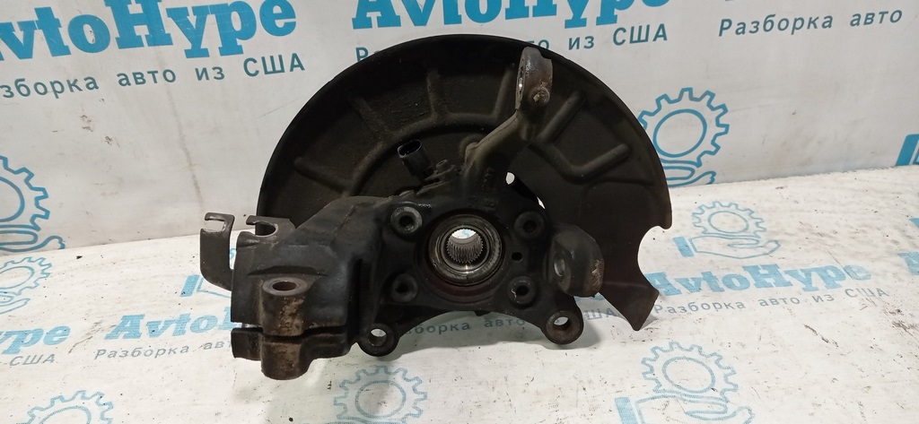 Цапфа перед прав VW Tiguan 09-17