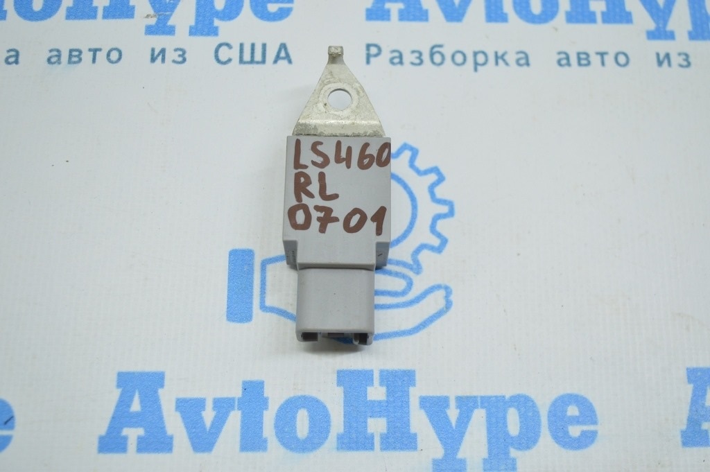 Конденсатор Lexus LS460 LS600h 07-12 rwd 90980-04198